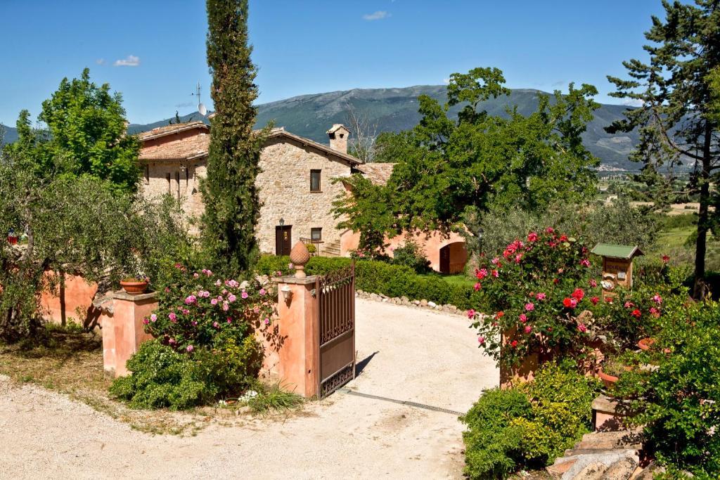 La Tenuta Dei Ricordi Castel Ritaldi Bagian luar foto